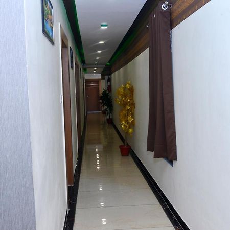 Hotel Asopalav Gandhinagar Zewnętrze zdjęcie